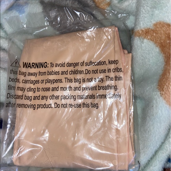 🎄3/$50🤎limited edition IHR donut pool float - Picture 2 of 3